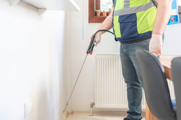 Best Emergency Pest Control  in Magnolia, NJ